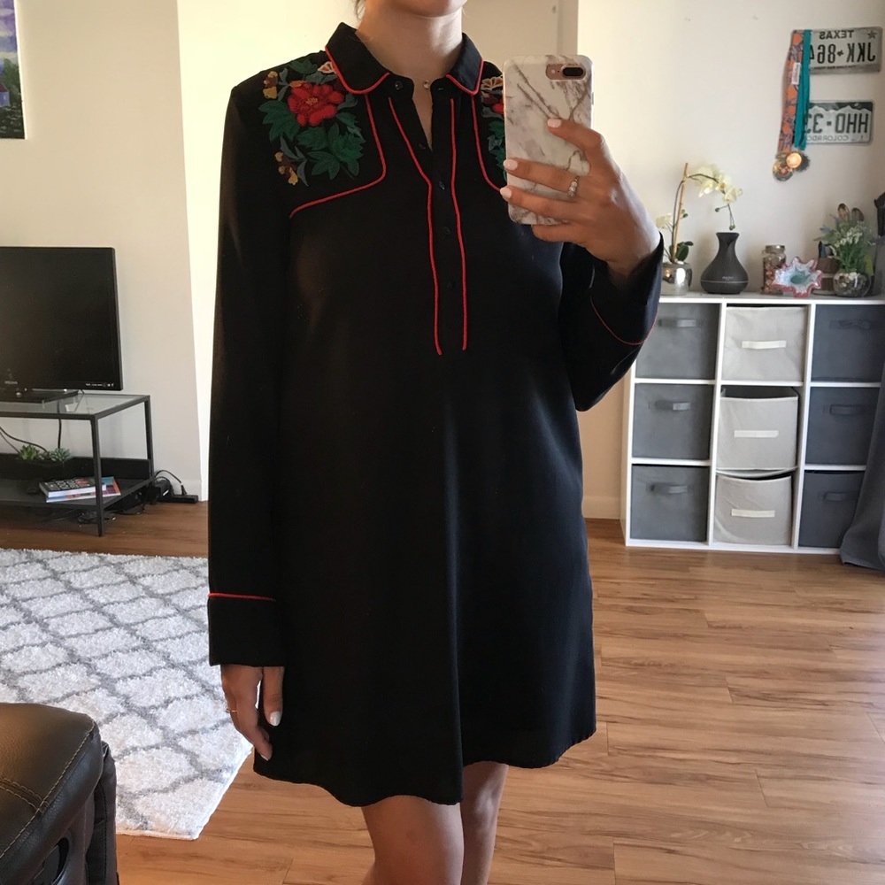 Zara / Black long sleeve dress XS